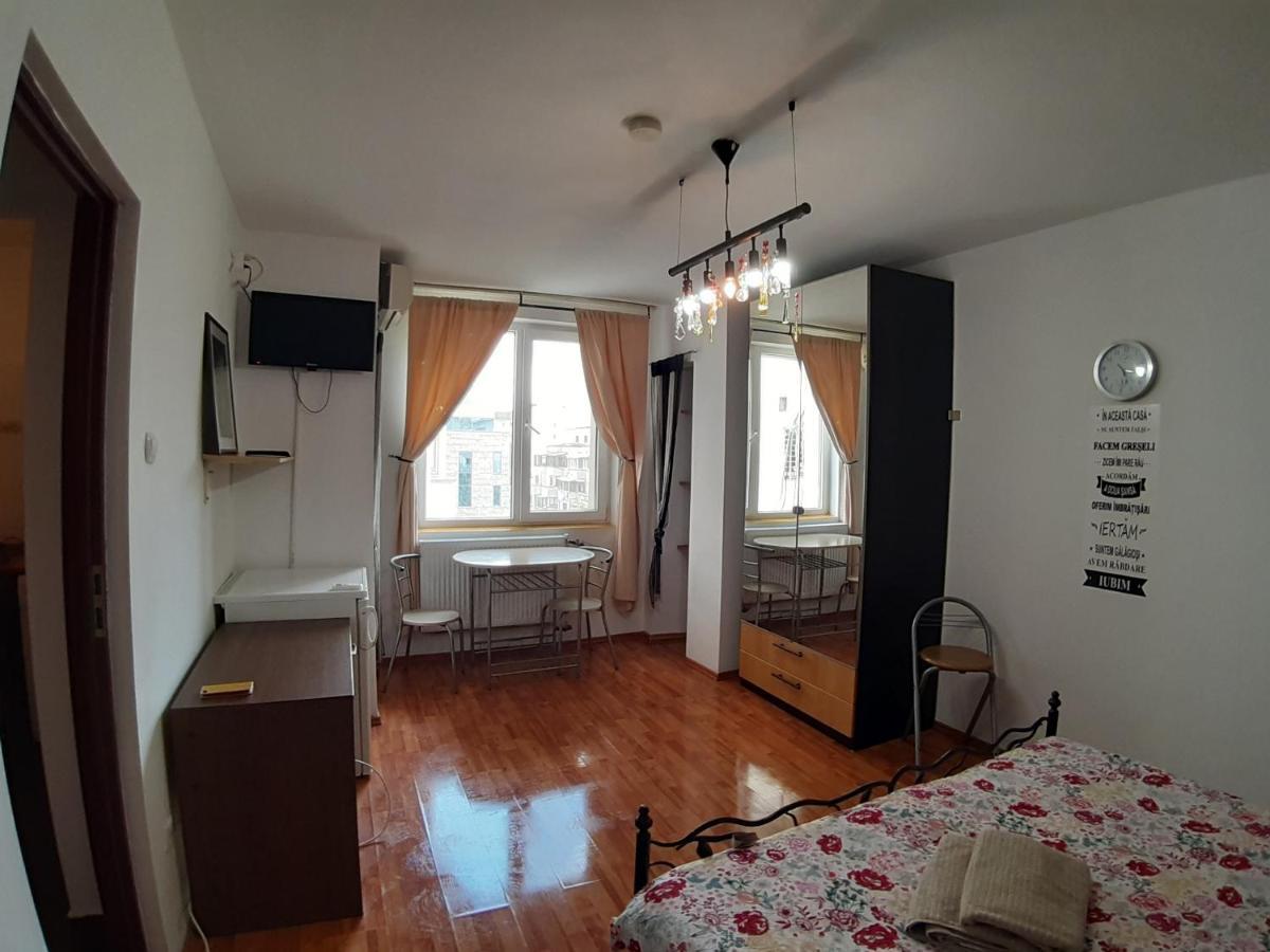 Ferienwohnung Piata Amzei Old Town Bukarest Exterior foto